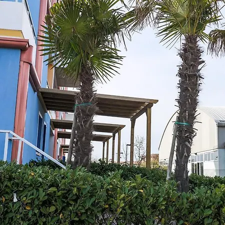 Villaggio Hemingway - Family 3* Καόρλε