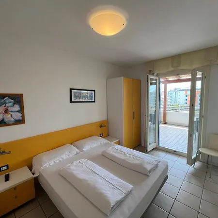 Ξενοδοχείο με διαμερίσματα Villaggio Hemingway - Family Καόρλε