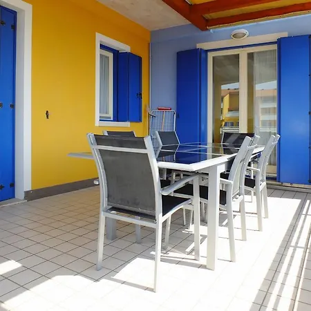 Villaggio Hemingway - Family Καόρλε