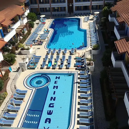 Ξενοδοχείο με διαμερίσματα Villaggio Hemingway - Family 3*
