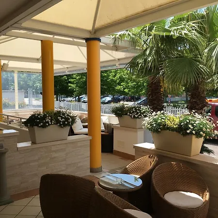 Ξενοδοχείο με διαμερίσματα Villaggio Hemingway - Family 3*